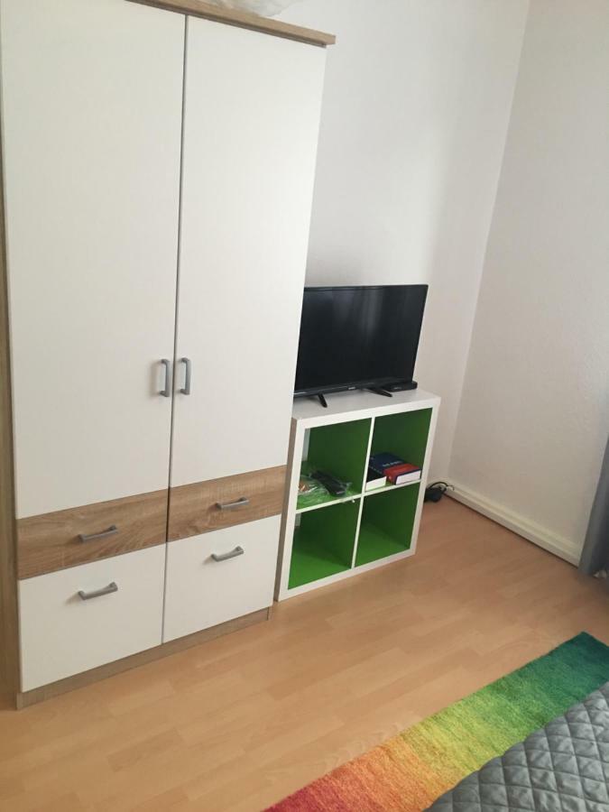Apartment A&h